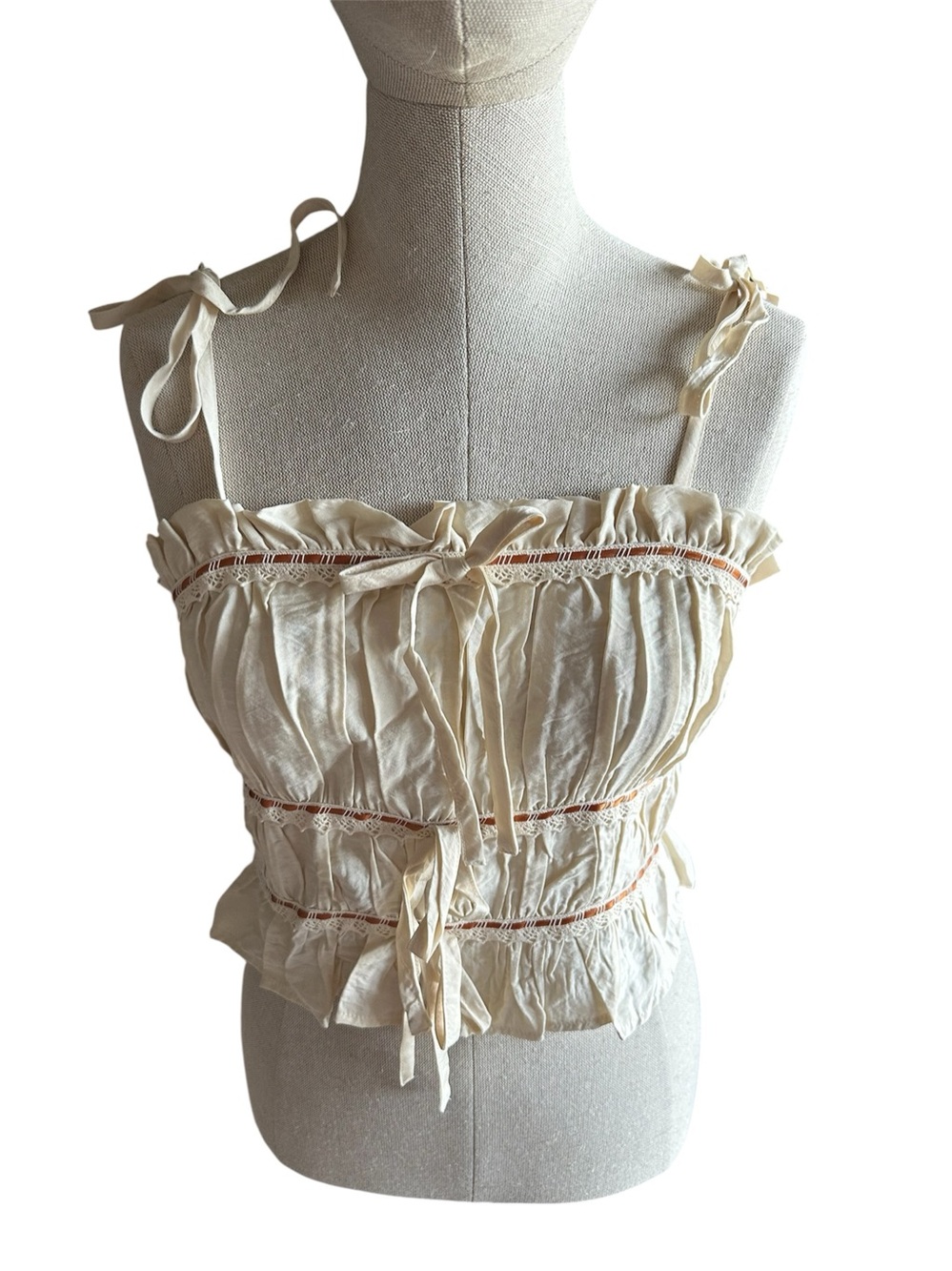 Tie-Shoulder Ruffled Cropped Camisole in Cream